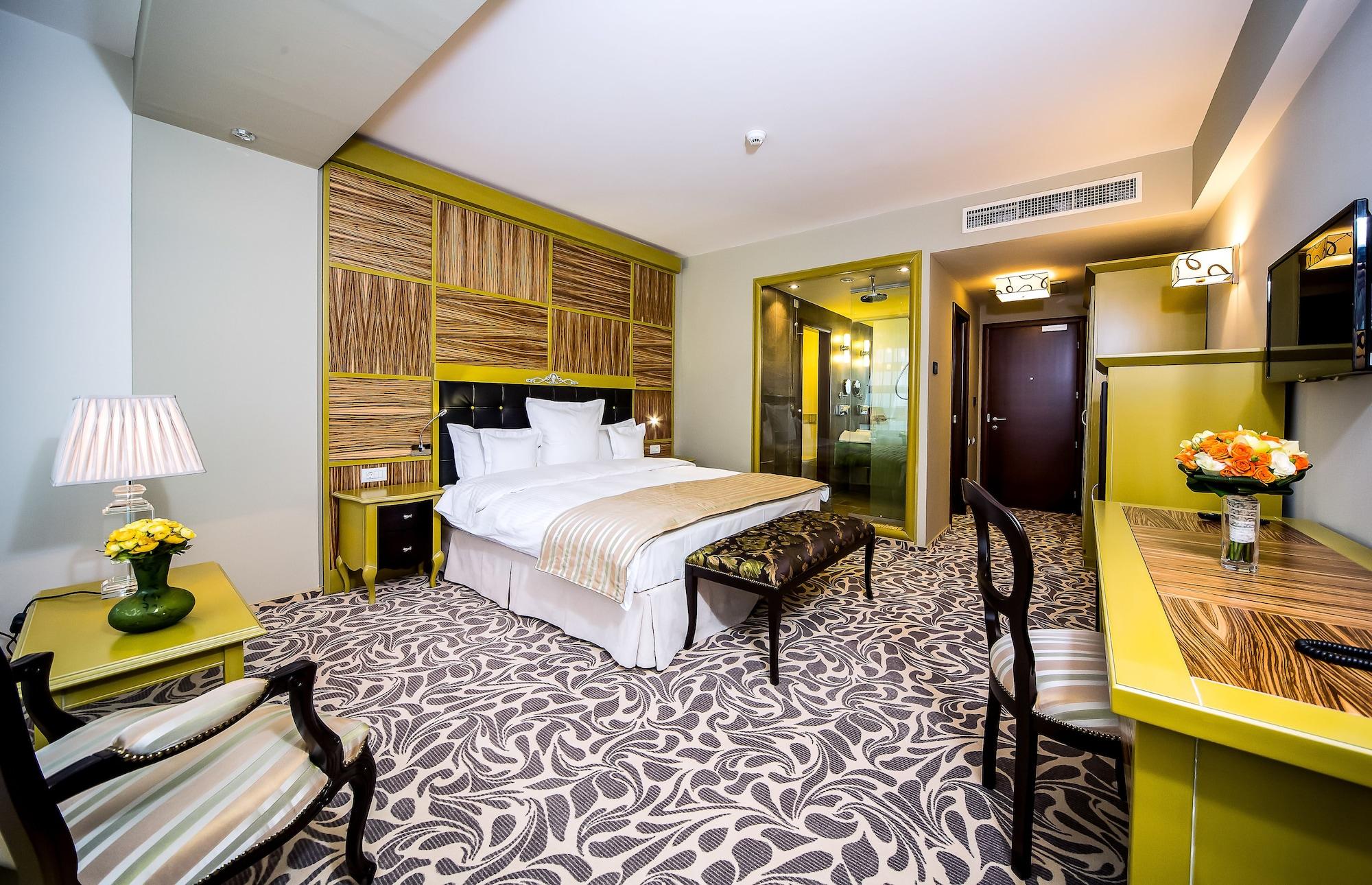Pleiada Boutique Hotel & Spa Iasi Buitenkant foto Deluxe room