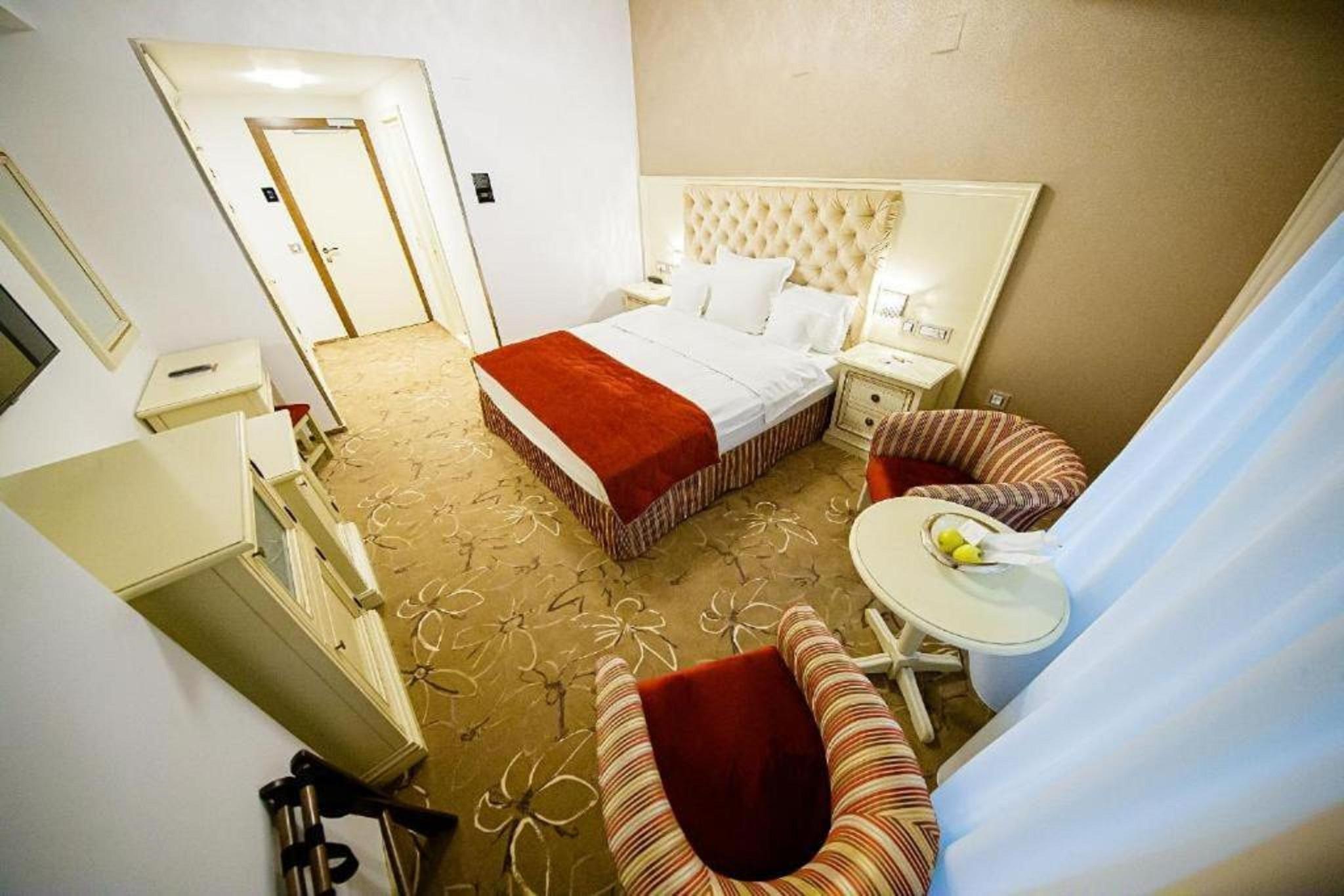 Pleiada Boutique Hotel & Spa Iasi Buitenkant foto
