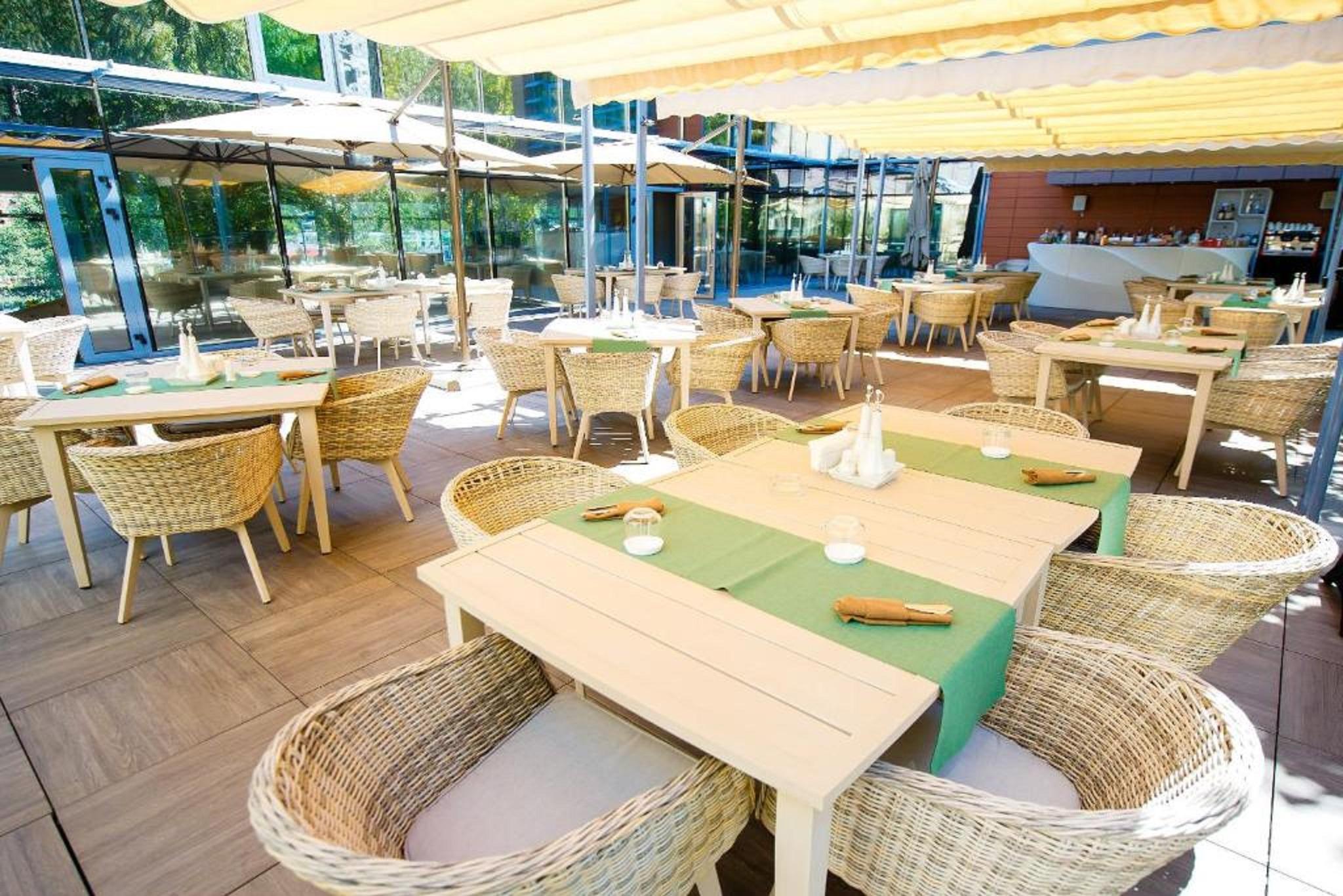 Pleiada Boutique Hotel & Spa Iasi Buitenkant foto Restaurant